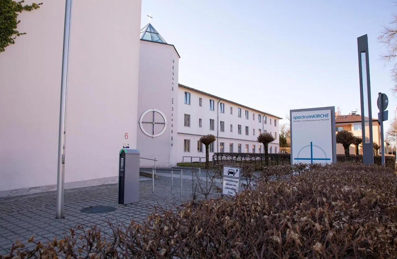 Spectrum Kirche Exerzitien-Und Bildungshaus Auf Mariahilf Passau 0*,